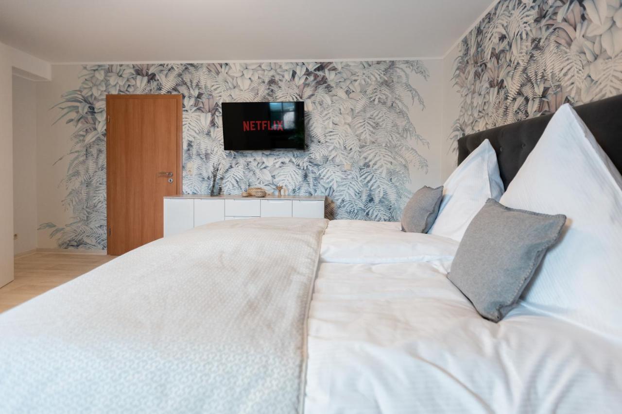 Erholung In Der Natur In Moselnahe, King Size Bett, Netflix, Waschmaschine, Trockner Bengel Екстериор снимка