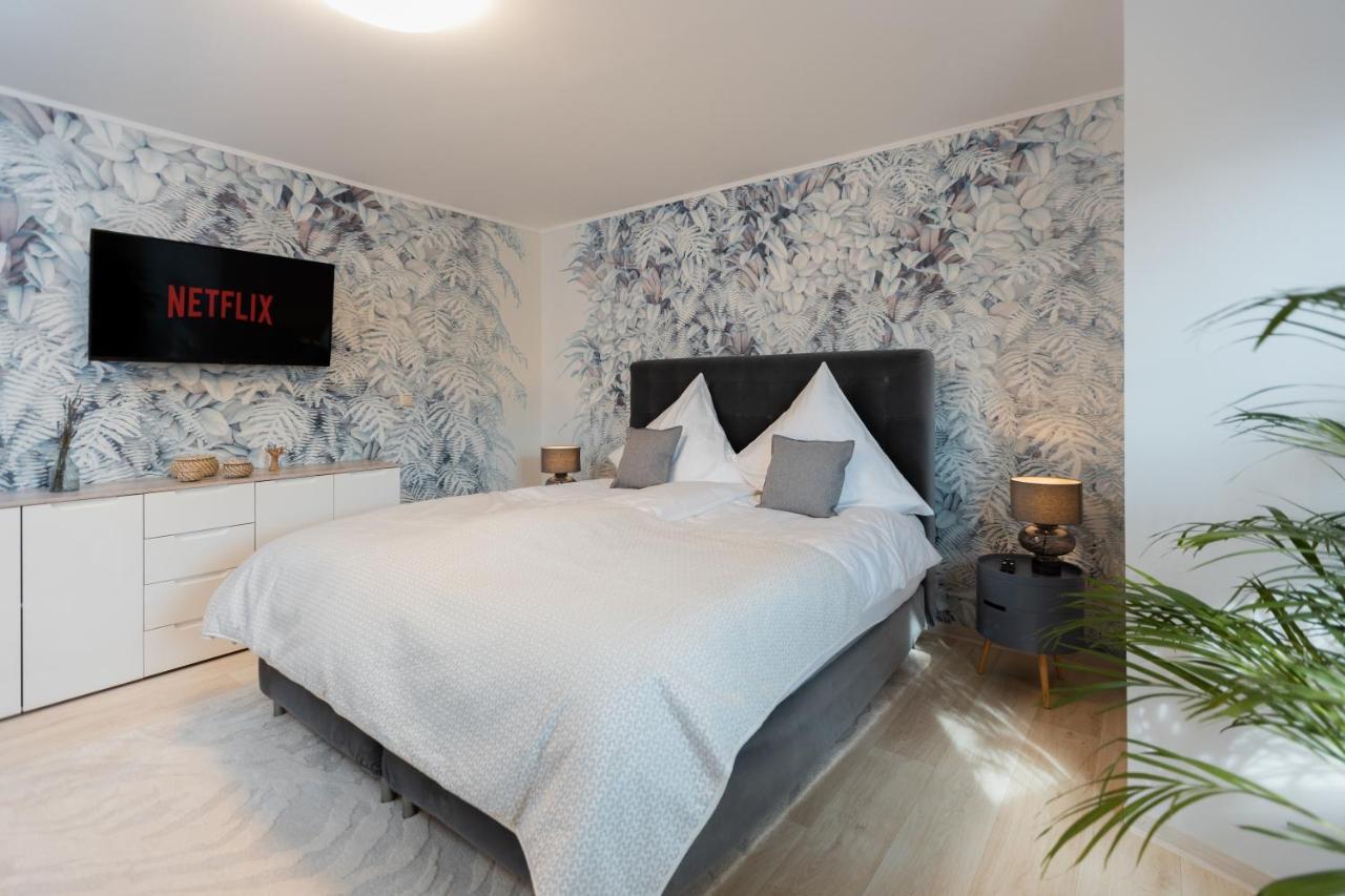 Erholung In Der Natur In Moselnahe, King Size Bett, Netflix, Waschmaschine, Trockner Bengel Екстериор снимка